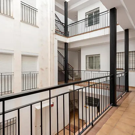 Apartment 1 Bedroom Flat In Center *